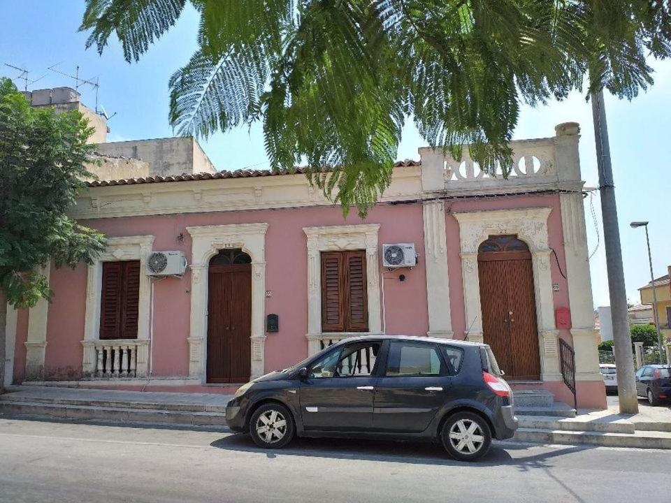 Pink Liberty House Santa Croce Camerina Exterior foto